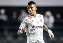 Billy Arce, el extremo ecuatoriano que no logró consolidarse en el Santos de Brasil, tiene todo listo para su nuevo reto en el fútbol colombiano.