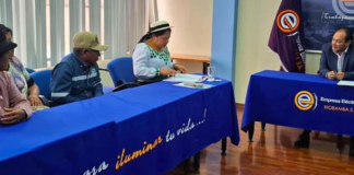 El viceministro de Electricidad y Energía Renovable, Fabián Calero, ha solicitado al gerente de la Empresa Eléctrica Riobamba S.A. (EERSA), Patricio Lalama, la suspensión inmediata de los concursos de méritos y oposición, debido a razones de responsabilidad institucional que demandan atención prioritaria en el sector eléctrico.