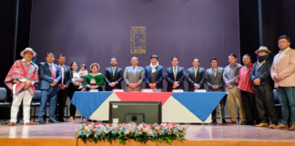El día viernes 10 de enero del 2025 a partir de las 10H00 en las instalaciones del Teatro León, se llevó a cabo la firma de convenios, hermanamientos y cartas de intención entre los Gobiernos Autónomos Descentralizados de los cantones Riobamba, Penipe y Baños.