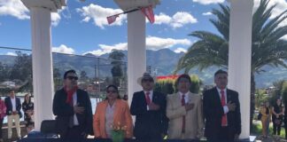 La Universidad Estatal de Bolívar extiende un afectuoso saludo a nuestros estudiantes y docentes, quienes son el corazón de esta gran comunidad académica.