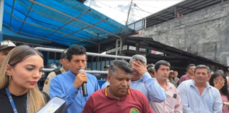 La Unión de Taxis y Camionetas de Pastaza protagonizó una marcha este 25 de febrero, hasta la Agencia Nacional de Tránsito (ANT) para manifestar su rechazo a un estudio de factibilidad que avala la creación de una nueva operadora de taxis mixtos en el cantón Mera.