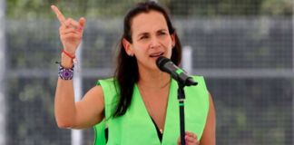 PAÍS. – Inés Manzano, ministra de Energía y Minas, confirmó este martes 25 de febrero de 2025 que el Gobierno Nacional extenderá la compensación por los cortes de energía eléctrica hasta marzo de 2025.