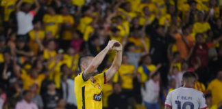 Barcelona Sporting Club demostró sus credenciales coperas, logrando una clasificación heroica a la Fase 3 de la Copa Libertadores tras empatar 1-1 con El Nacional en Guayaquil.