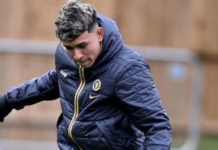 La joven promesa ecuatoriana Kendry Páez ya se encuentra en Londres para realizar su adaptación al fútbol europeo con el Chelsea. Mediante una historia en la red social Instagram, Páez compartió que se encuentra en el Cobham Training Center, la casa de entrenamiento del Chelsea.