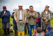 El 04 de febrero de 2025, en la parroquia Pungalá, cantón Riobamba, el Prefecto de Chimborazo, Hermel Tayupanda, realizó un recorrido junto a la Junta de Riego del Sistema Anguiñay para dar inicio a la colocación de tuberías en la zona de captación.
