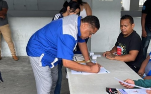 Emelec ya tiene nuevo presidente. Jorge Guzmán fue electo para dirigir al club durante los próximos cuatro años tras ganar las elecciones de este jueves 27 de febrero a José Auad.