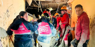 Las intensas lluvias que azotaron Ecuador en las últimas horas han provocado deslizamientos de tierra, inundaciones y graves afectaciones en distintas regiones del país.