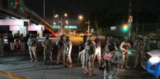 El juez encargado del caso Las Malvinas ratificó este 21 de marzo la prisión preventiva para los 16 militares procesados por la presunta desaparición forzada de cuatro niños en el sector de Las Malvinas, en Guayaquil.