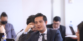 Lenín Fuentes asumió oficialmente el cargo tras la sesión telemática del directorio de la empresa, realizada la tarde del 28 de febrero. Su designación se enmarca en la planificación de la administración municipal, que busca potenciar el comercio mayorista y fortalecer la estructura productiva del cantón.