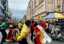 El 1 de marzo de 2025, la ciudad de Riobamba fue el epicentro de una fiesta llena de color y música con la realización del tradicional Corso de Carnaval, evento que marcó el inicio del Pawkar Raymi 2025, una de las festividades más esperadas y representativas de la provincia de Chimborazo.