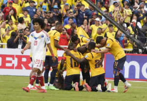 La Selección de Ecuador sumó una importante victoria en las Eliminatorias Sudamericanas al imponerse 2-1 ante Venezuela, este 21 de marzo de 2025. Con dos goles de Énner Valencia, la Tricolor se llevó los tres puntos en un partido clave para mantenerse en la parte alta de la tabla.