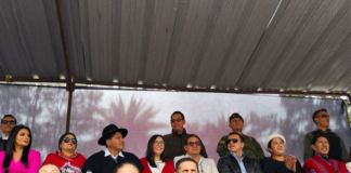 El tradicional Desfile de la Confraternidad, uno de los actos más esperados dentro de la Fiesta de la Fruta y de las Flores (FFF), se desarrollaba con normalidad hasta que, alrededor de las 11H20, el presidente de la República, Daniel Noboa, hizo su arribo, aproximadamente una hora y media después de su inicio. Debido a su llegada, el desfile se detuvo brevemente, durante unos cinco minutos, mientras se organizaba un operativo de seguridad para permitir su ingreso.