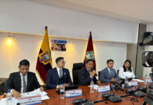 El 19 de marzo de 2025, en la sala de reuniones del Consejo Provincial de Chimborazo, se llevó a cabo una rueda de prensa en la que se abordaron dos temas fundamentales para el desarrollo de la provincia: el juicio de liquidación de la compañía Impriocem y la situación de la vía Balbanera-Pallatanga-Cumandá.