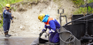 La Prefectura de Chimborazo continúa con su compromiso de mejorar la infraestructura vial en la provincia, implementando importantes obras que favorecen a las comunidades y fortalecen el desarrollo económico y turístico.