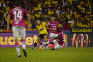 La caída de Barcelona SC ante Independiente del Valle 0-4, dejó un sabor amargo en el plantel torero, que ahora debe dar un giro de timón para afrontar su compromiso en la Copa Libertadores.