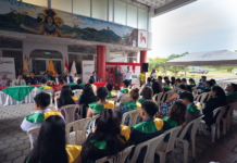 En una ceremonia celebrada en la sede de la Escuela Superior Politécnica de Chimborazo (ESPOCH) en Macas, 70 nuevos guías comunitarios de turismo recibieron su graduación, preparados para promover el turismo responsable y poner en valor la riqueza cultural y natural de Morona Santiago.