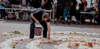 El tradicional Jatún Jucho, un evento cultural y gastronómico que rescata las raíces ancestrales de la región y fomenta la economía local, este año se lo realizó el 28 de febrero, en la Plaza Alfaro, honrando esta emblemática bebida elaborada a base de capulí, una fruta icónica de la zona.