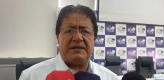 El alcalde de Pastaza, en respuesta a las inquietudes de los periodistas, aclaró que el documento enviado a la Prefectura de Pastaza propone un convenio para optimizar los recursos de la Radio Municipal ante la iniciativa del prefecto André Granda de crear una radio pública.