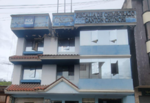 Un caso de violación en Chunchi ha desatado alarma por la falta de avances en la investigación, a un año de los hechos. El incidente involucra a un policía que, durante su turno de vigilancia, estableció contacto con una menor de edad, iniciando una serie de mensajes a través de WhatsApp que desencadenaron una cadena de eventos que aún no han sido resueltos.