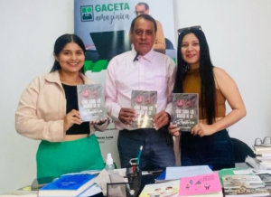 “El principal rol del periodismo es ser el perro guardián de la democracia”, afirmó Hernán Heras Luna, comunicador con amplia trayectoria y director del portal Gaceta Amazónica, al dialogar con estudiantes de la carrera de Comunicación de la Universidad Estatal Amazónica (UEA).