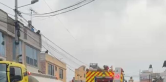 La mañana del 01 de marzo en la calle Punín, en la ciudadela 9 de Octubre, en Riobamba, fue escenario de una desgarradora tragedia. Un incendio destruyó una vivienda de construcción mixta, acabando con la vida de un adulto mayor que residía en el lugar.
