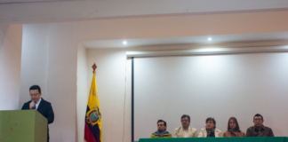 La Escuela Superior Politécnica de Chimborazo (ESPOCH), a través de su Facultad de Recursos Naturales, presentó el 11 de marzo, los avances de su proyecto de investigación “Microbiomas Asociados a las Principales Formaciones Vegetales Interandinas de los Andes Ecuatorianos en Respuesta al Cambio Climático”.