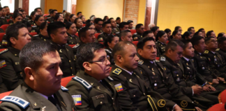 El miércoles 5 de marzo, la ciudad de Riobamba fue el escenario de un emotivo homenaje a la Policía Nacional, con motivo de su 87 aniversario de profesionalización y 179 años de institucionalización.