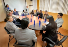 El 5 de marzo de 2025, la Coordinación Zona 3 de Salud firmó un importante convenio con la Universidad Nacional de Chimborazo (UNACH) y la Escuela Superior Politécnica de Chimborazo (ESPOCH), un acuerdo que marcará un hito en la formación de futuros profesionales de la salud en la región.