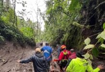 El 28 de febrero, una llamada de emergencia alertó a los equipos de socorro. En el sector de San Juan de Trigoloma, Pallatanga, un deslizamiento de tierra, lodo y piedras había arrastrado a un hombre mientras participaba en una minga de limpieza a orillas del río.