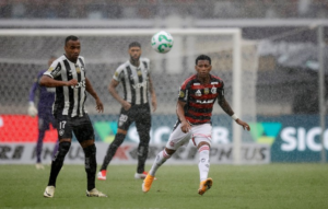 Gonzalo Plata ha encontrado en Flamengo el escenario para relanzar su carrera y consolidarse como una de las figuras del Mengao.