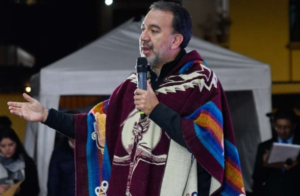 El Pleno del Tribunal Contencioso Electoral (TCE) ordenó al Consejo Nacional Electoral (CNE) que entregue los formularios para la recolección de firmas, que tienen como objetivo la revocatoria del mandato del alcalde de Quito, Pabel Muñoz.
