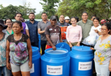 El Gobierno, a través del Comité de Operaciones de Emergencia (COE) Nacional, liderado por la ministra de Energía y Minas, Inés Manzano, coordina acciones para atender la emergencia ambiental en Esmeraldas, causada por un derrame de petróleo ocurrido el 13 de marzo tras la ruptura del Oleoducto Transecuatoriano (SOTE) debido a un deslizamiento de tierra.