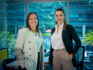 Roche Ecuador destaca su dedicación continua al liderazgo femenino, el desarrollo profesional y la promoción de la diversidad e inclusión. Estos valores fundamentales han sido reconocidos a nivel nacional, consolidando a la empresa como un referente en la industria farmacéutica.