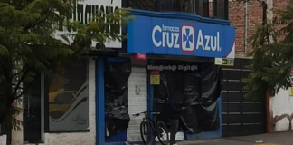 La madrugada del 17 de marzo, un estruendo sacudió la avenida Lizarzaburu y la calle Araceli Gilbert en Riobamba. La calma de la madrugada se rompió cuando un grupo de al menos tres personas intentó sustraer el dinero de un cajero automático en una farmacia.