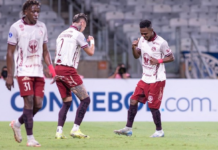 Mushuc Runa, el club nacido desde el corazón de una comunidad indígena, se impuso este 9 de abril, en el imponente estadio Mineirao de Belo Horizonte con una victoria que parecía impensada en los papeles: 2-1 frente al poderoso Cruzeiro.