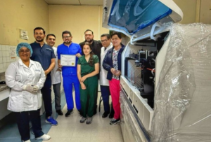 El Hospital General Ambato (HGA) dio un paso importante el 24 de abril, en la modernización de su servicio de salud con la incorporación de nuevos equipos y el fortalecimiento del stock de insumos en su Laboratorio Clínico.