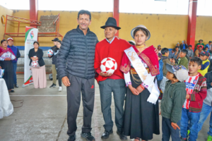 La Prefectura de Bolívar, liderada por Aníbal Coronel, inauguró la primera Escuela de Fútbol y Actividades Lúdicas en la comunidad de Larcaloma, perteneciente a la parroquia Guanujo.