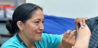 El Ministerio de Salud Pública confirmó el 28 de abril tres nuevos casos de fiebre amarilla en Ecuador, tras la muerte de un joven de 26 años, el 25 de abril en Zamora Chinchipe.