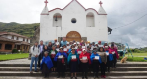 En un paso hacia la consolidación del turismo comunitario como motor económico y cultural, la comuna de La Moya, en la provincia de Chimborazo, ha reforzado su oferta turística con la implementación de una capacitación especializada en atención al cliente.