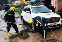 La tarde del 7 de abril, el fuerte temporal azotó el cantón Guamote, ubicado en la provincia de Chimborazo, causando severos inconvenientes a los habitantes de la zona.