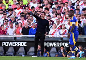 El ciclo de Fernando Gago al frente de Boca Juniors llegó a su fin, el Consejo de Fútbol del club argentino decidió ponerle punto final a la etapa como entrenador, tras la derrota en el Superclásico ante River Plate y la eliminación en la Copa Libertadores.