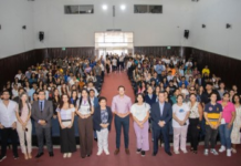 Este martes 8 de abril comenzó oficialmente la segunda fase del programa de becas de inglés “Because he is nice”, impulsado por el Gobierno Nacional a través de la Secretaría de Educación Superior, Ciencia, Tecnología e Innovación (Senescyt), con el objetivo de ampliar el acceso a la enseñanza del idioma inglés a 400.000 ecuatorianos en todo el país.
