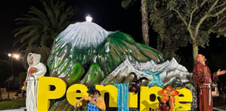 En un acto cívico y cultural, el 11 de abril, el cantón Penipe celebró la inauguración del mural “La Esencia Cultural Penipeña”, una obra artística que busca rendir homenaje a la identidad de este rincón de la provincia de Chimborazo y convertirse en un nuevo referente para habitantes y visitantes.