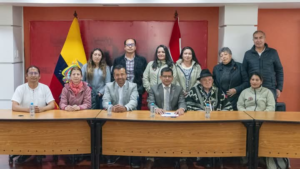 La Escuela Superior Politécnica de Chimborazo (ESPOCH) y la Fundación “Kawsayta Awashun” firmaron un convenio que promete transformar las comunidades rurales de Chimborazo.