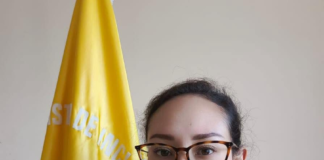 El Ministerio de Inclusión Económica y Social (MIES) en Chimborazo cuenta con nueva autoridad. El pasado 16 de abril de 2025 fue oficialmente posesionada Antonella Verdezoto Raza como la nueva Directora Distrital del MIES en la provincia.