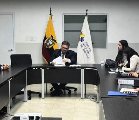 La Municipalidad de San Miguel de Bolívar informó a la ciudadanía que, tras una reunión clave celebrada este martes en las oficinas de la Agencia Nacional de Tránsito (ANT) en Quito, se ha definido oficialmente la fecha de inauguración del nuevo Centro de Revisión Vehicular del cantón.