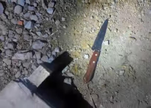 Una discusión que escaló en violencia terminó con la muerte de un hombre de 32 años en el barrio Nueva Vida, al sur de Riobamba. La Fiscalía General del Estado ha iniciado un proceso penal contra Marco Antonio S. Y., quien fue detenido como principal sospechoso del crimen, ocurrido la noche del 18 de abril.