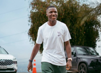 Moisés Caicedo, mediocampista del Chelsea, atraviesa el mejor momento de su carrera y hoy es un titular indiscutido en el conjunto londinense que ha entrado en la conversación de los jugadores más influyentes de la Premier League.