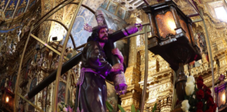 La Semana Santa, una de las celebraciones religiosas más significativas de Ecuador, está a la vuelta de la esquina. En 2025, este feriado se celebrará del viernes 18 al domingo 21 de abril, con tres días de asueto que permitirán a los ecuatorianos conmemorar esta importante festividad.