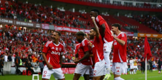 Con la puntería afinada, el delantero ecuatoriano volvió a anotar en la victoria del Internacional de Porto Alegre sobre Cruzeiro, por la segunda jornada del Brasileirao.